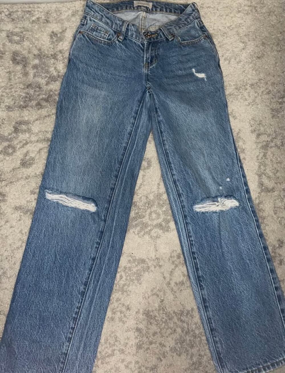 PacSun Eco Medium Indigo Ripped '90s Straight Leg Jeans (size 22/00)